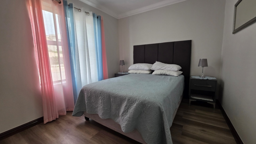 2 Bedroom Property for Sale in Da Nova Western Cape